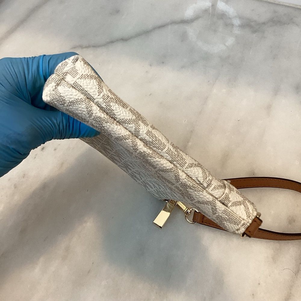 Michael Kors Bag Purse Handbag Mini Saffiano Leather Signature Logo Mini Bag - Picture 12 of 16